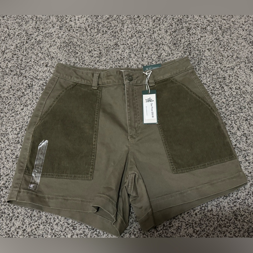 Alpine Design Women's Olive Cargo Shorts